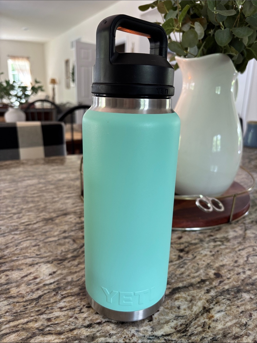 YETI 36 oz Rambler - Picture 3 of 5